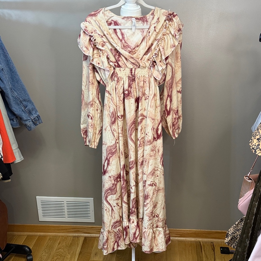 Moonsea Marble Print Long Sleeve Dress in Cream and Pink